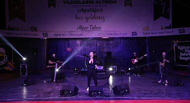 İnegöl Safa Zakir'le 90'ları yeniden yaşadı