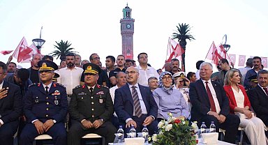 İzmir'de "15 Temmuz Demokrasi ve Milli Birlik Günü" anma etkinliği