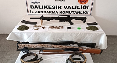Jandarmadan Zehir Tacirlerine Geçit Yok