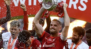 Jordan Henderson, Al Ettifaq'a transfer oldu