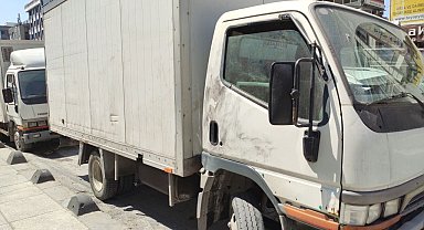 Kaçırıp tur attıkları kamyonetin akülerini çaldılar