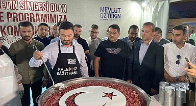 Kağıthane'de aşure günü heyecanı: 25 bin kişiye aşure ikram edildi