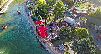 Keçiören'de piknikçiler park konseriyle eğlendi