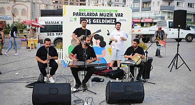 Mamak'ta parklardan müzik sesi yükseliyor