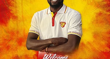 Mame Diouf, resmen Göztepe'de