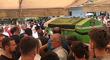 Otomobiliyle inşaata uçan genç toprağa verildi
