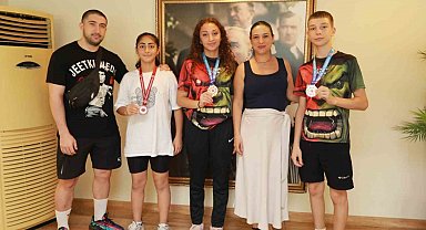 Şampiyon sporculardan Başkan Ceritoğlu Sengel'e teşekkür