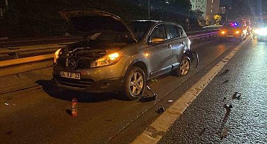 Sarıyer'de sağ şeritte arıza yapan otomobile motosiklet çarptı: 1 ölü