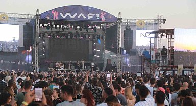 Selçuk Pamucak Sahilinde What A Fest zamanı