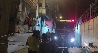 Selçuk'ta bir evde patlama: Panikleyen adam balkondan atladı