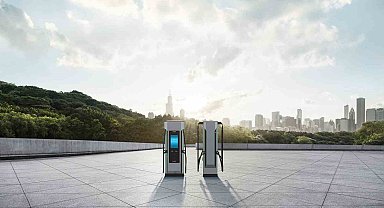 Siemens hızlı şarj istasyonu SICHARGE D ile yenilikçi kullanımı deneyimi sunuyor