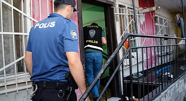 Ülke genelinde kesinleşmiş hapis cezası ile aranan bin 958 kişi yakalandı