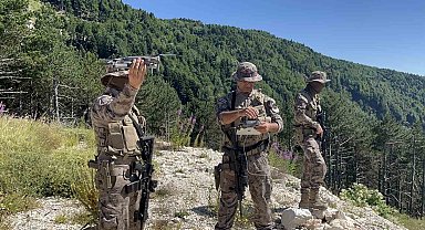 Uludağ'ın ormanlarında yangına karşı dron ve özel harekatlı koruma
