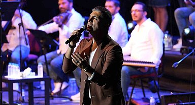 Uluslararası Bursa Festivali'nde Özcan Deniz coşkusu