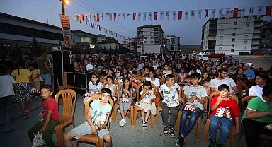Yenimahalle Belediyesi Açık Hava Sinema Günlerini devam ettiriyor