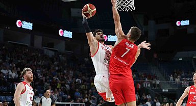 A Milli Erkek Basketbol Takımı, hazırlık maçında Polonya'yı mağlup etti