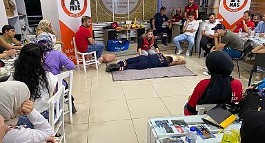 Afet durumunda hayatta kalma dersi veriliyor