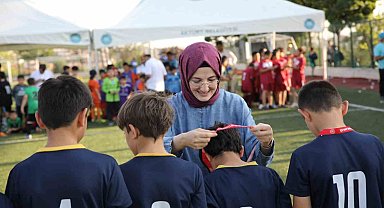 Akyurt'ta 'Camiden Sahaya' futbol turnuvası gerçekleşti