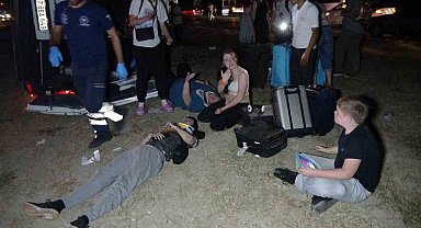 Alkollü sürücü İngiliz turistlere dehşeti yaşattı, kazada can pazarı yaşandı