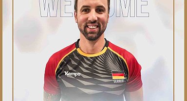 Alman voleybolcu Grozer, Arkas Spor'da
