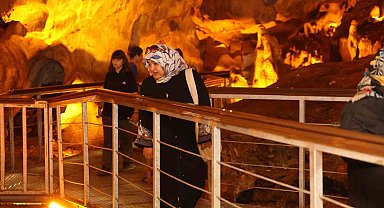 Ankara'da turistlerin yeni göz bebeği: Tulumtaş Mağarası