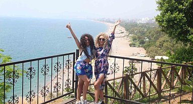Antalya'da nem oranı yüzde 76'ya çıktı, eyyamıbahur bunalttı