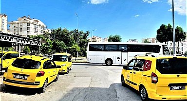 Antalya'da taksimetre açılış 20 TL, indi bindi ise 60 TL oldu