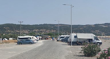 Assos'ta karavanlar tepkilere neden oldu
