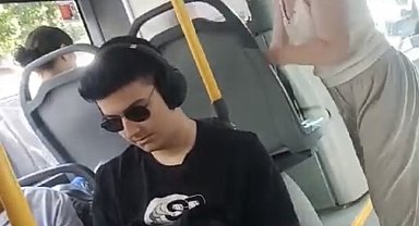 Ataşehir'de İETT otobüsünde akbil tartışması kamerada