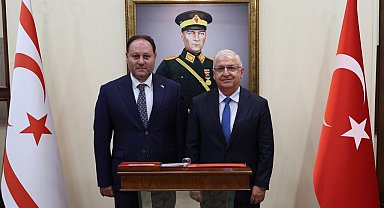 Bakan Güler, KKTC İçişleri Bakanı Öztürkler ile bir araya geldi