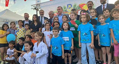 Bakan Osman Aşkın Bak: "8 milyon gencimize yüzme öğrettik"