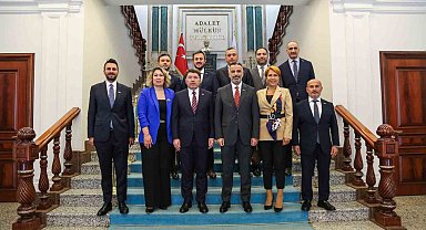 Bakan Tunç, ASKON Başkanı Aydın'ı makamında kabul etti
