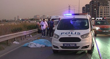 Başakşehir'de beton mikseri ile bariyer arasına sıkışan motosikletin sürücüsü hayatını kaybetti