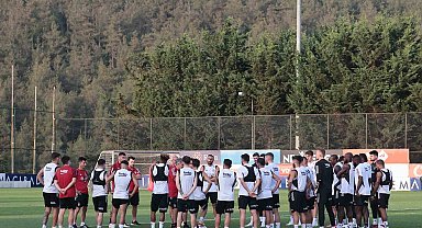 Beşiktaş, Neftçi Bakü maçı hazırlıklarını tamamladı