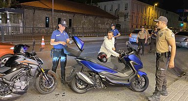 Beşiktaş'ta motosiklet sürücülerine yönelik polis denetimi gerçekleştirildi