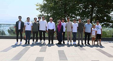 Bu liseliler yazılım yapıp İHA, SİHA geliştiriyor
