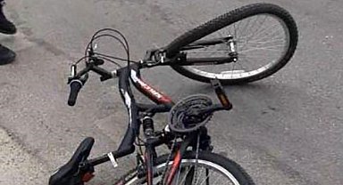 Bursa'da aracın çarptığı çocuk ağır yaralandı