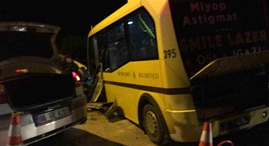 Bursa'da belediye otobüsüyle otomobil çarpıştı: 2 ölü