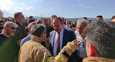 Bursa'daki yangına 3 helikopter havadan müdahale ediyor