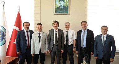 BUÜ Mühendislik Fakültesi'nde bayrak değişimi