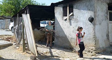 Çalışma ortamı bulamayan Semanur, "Konuk Evi Kız Yurdu" sayesinde Tıp Fakültesi hayaline kavuştu