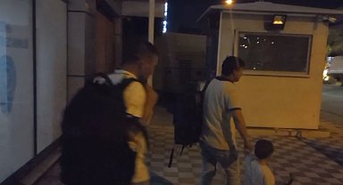 Çanakkale'de 55 kaçak göçmen ile 5 göçmen kaçakçısı şüphelisi yakalandı