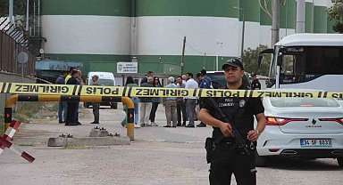 Cumhuriyet savcısı, patlamanın meydana geldiği bölgede inceleme yapıyor