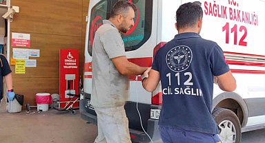Elini makinaya kaptıran işçinin parmağı koptu