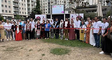 Esenyurt'ta farklı ülkelerden gelen müzisyenler, Aşık Veysel'i andı