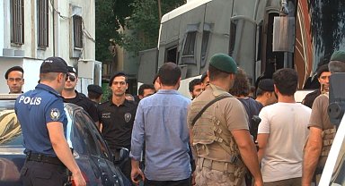 Esenyurt'ta tekel bayisi baskınında 3 şüpheli daha tutukladı