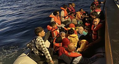 Ezine açıklarında 39 kaçak göçmen yakalandı