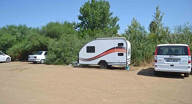 Fethiye'de park alanındaki karavanlar kaldırıldı