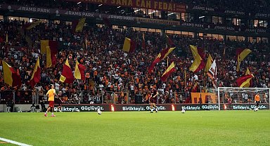 Galatasaray - Zalgiris maçını 41 bin 505 seyirci takip etti