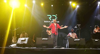 Gölbaşı'nda Türkiye Yüzyılı konserleri Resul Dindar ile devam etti